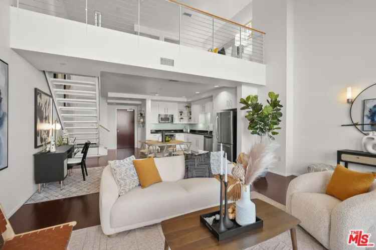 Condo For Sale in 1100, Wilshire Boulevard, Los Angeles, California