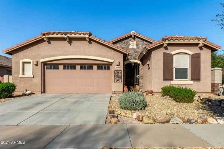 Single-family house For Sale in 16468, West Mariposa Grande, Surprise, Arizona