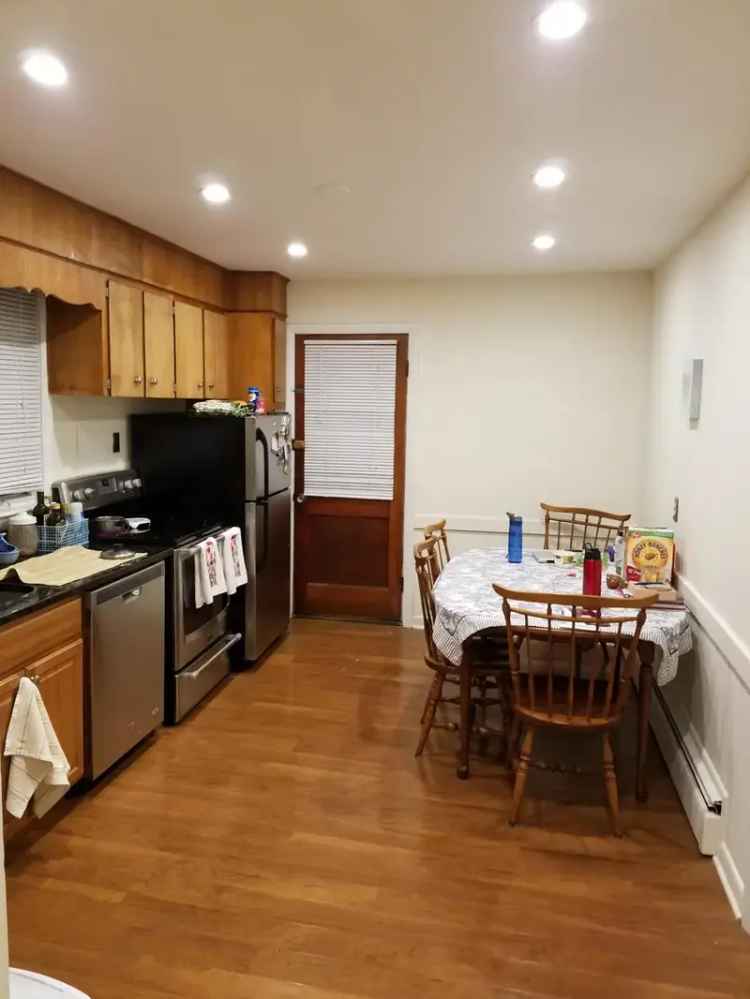 Apartment Unit for Rent