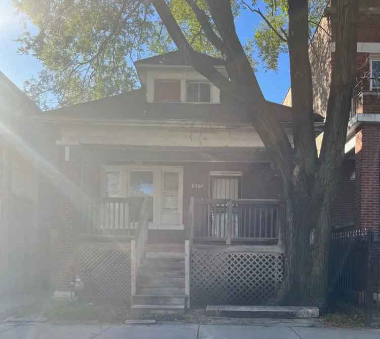 Single-family house For Sale in 5738, South Ada Street, Chicago, Illinois