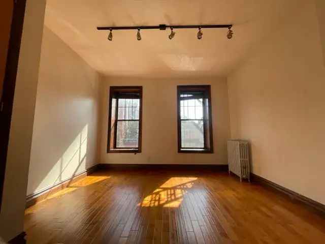 Park Slope Studio Apartment near Methodist Hospital