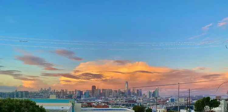 Single-family house For Sale in 2125, 19th Street, San Francisco, California