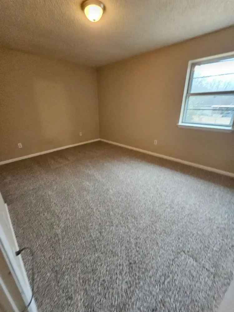 3 Bedroom 1 Bathroom Home for Rent - Pets Allowed