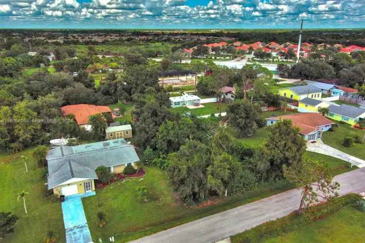 Land For Sale in Englewood, Florida