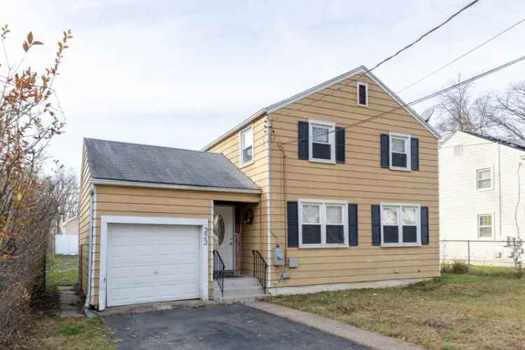 Single-family house For Sale in 323, Saybrooke Street, Hartford, Connecticut