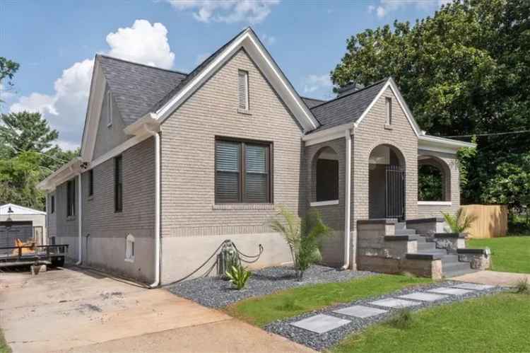 Single-family house For Sale in Atlanta, Georgia