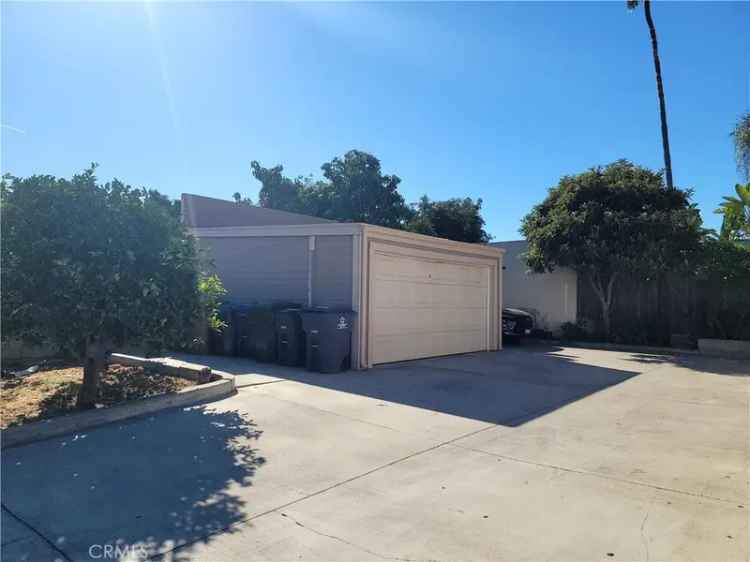 Multi-family house For Sale in 2400, West Commonwealth Avenue, Fullerton, California