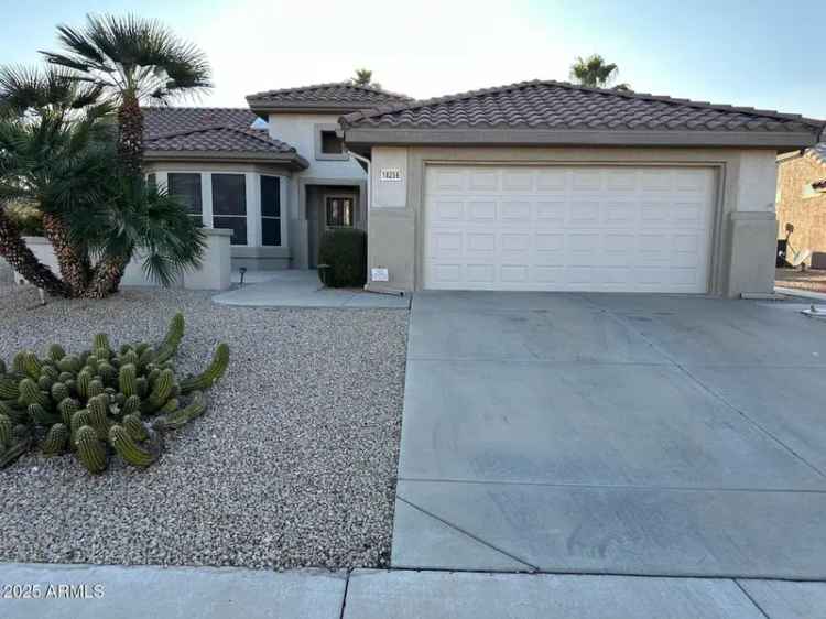 Single-family house For Sale in 18256, North Villa Bella Drive, Surprise, Arizona