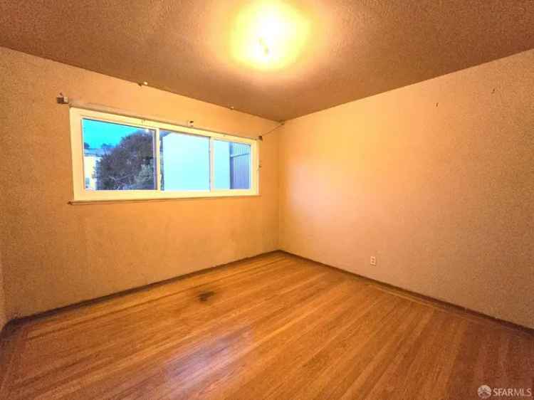 Single-family house For Sale in 272, Farallones Street, San Francisco, California