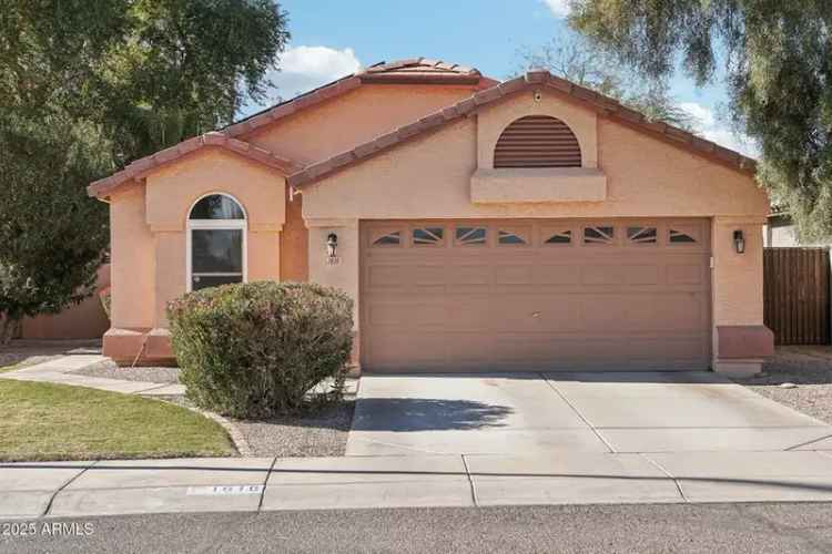 Single-family house For Sale in 1616, North 125th Lane, Avondale, Arizona