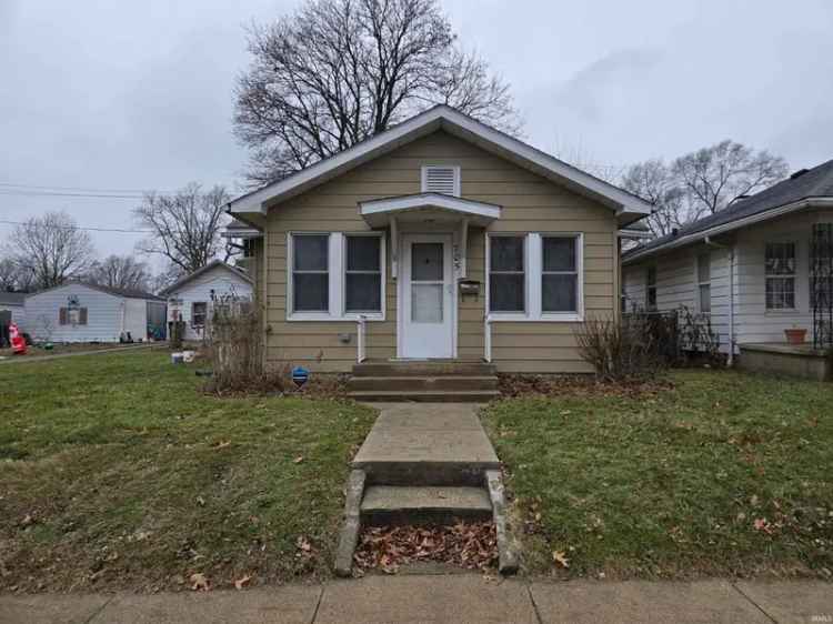 Single-family house For Sale in 705, South 35th Street, South Bend, Indiana