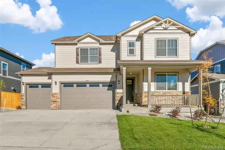 Single-family house For Sale in Parker, Colorado