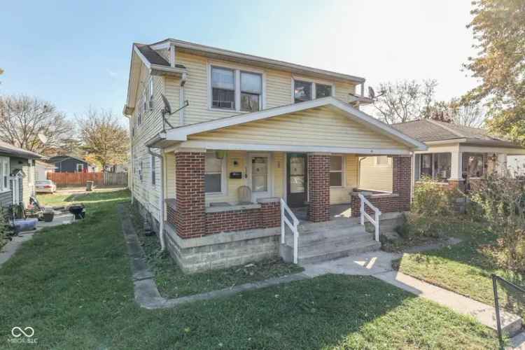 Multi-family house For Sale in 825, North Bradley Avenue, Indianapolis, Indiana