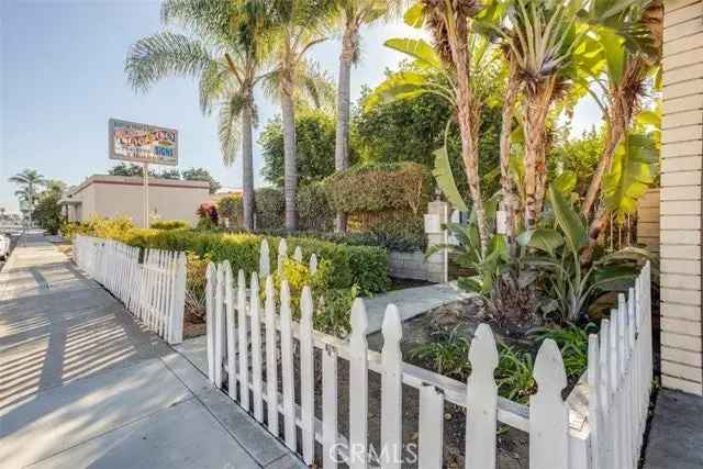 Multi-family house For Sale in 1318, West Commonwealth Avenue, Fullerton, California