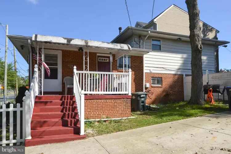 Single-family house For Sale in 809, 55th Street Northeast, Washington, District of Columbia