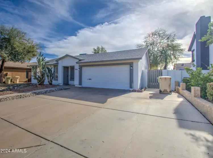 Single-family house For Sale in 7431, West Ocotillo Road, Glendale, Arizona