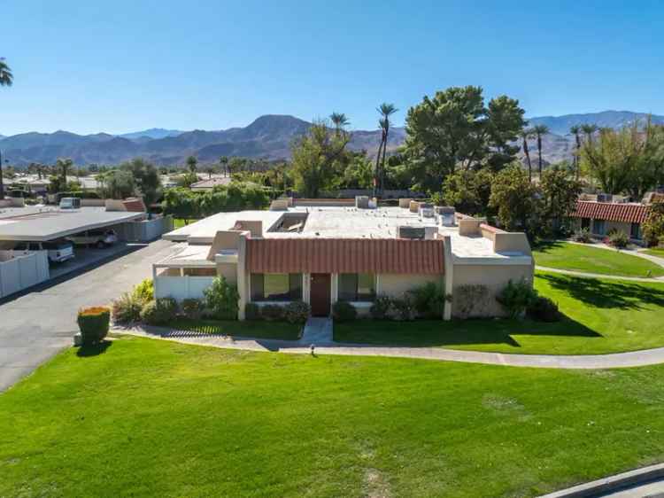 Condo For Sale in Rancho Mirage, California