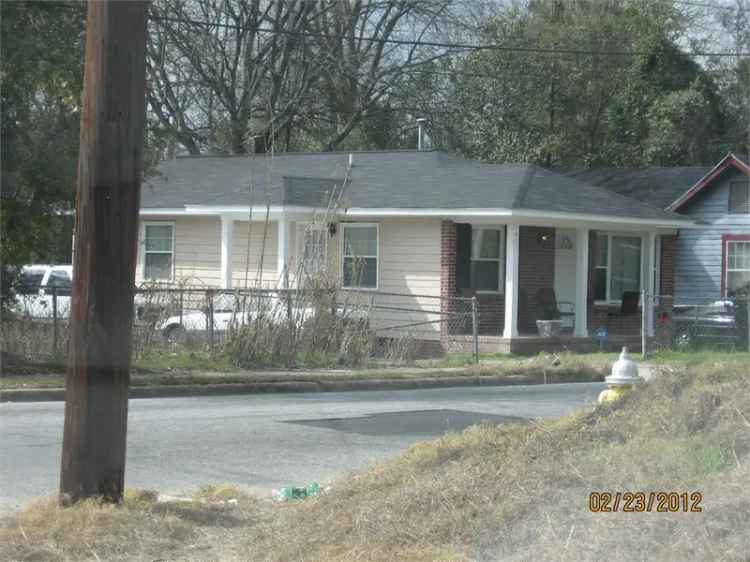 Single-family house For Sale in 604, Jefferies Avenue, Albany, Georgia