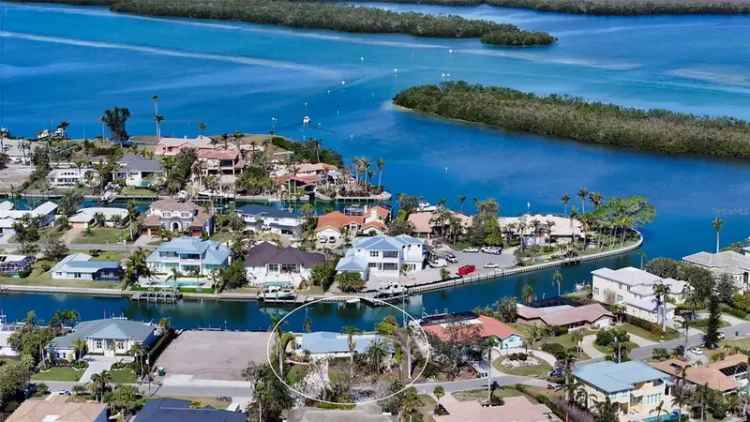 Single-family house For Sale in 721, Old Compass Road, Longboat Key, Florida