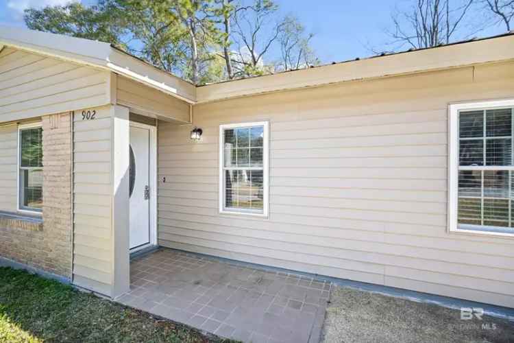 Single-family house For Sale in 902, Memory Lane, Mobile, Alabama