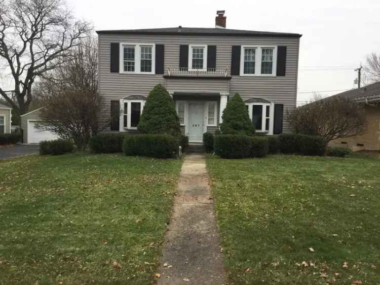 Single-family house For Sale in 827, Latimer Lane, Flossmoor, Illinois