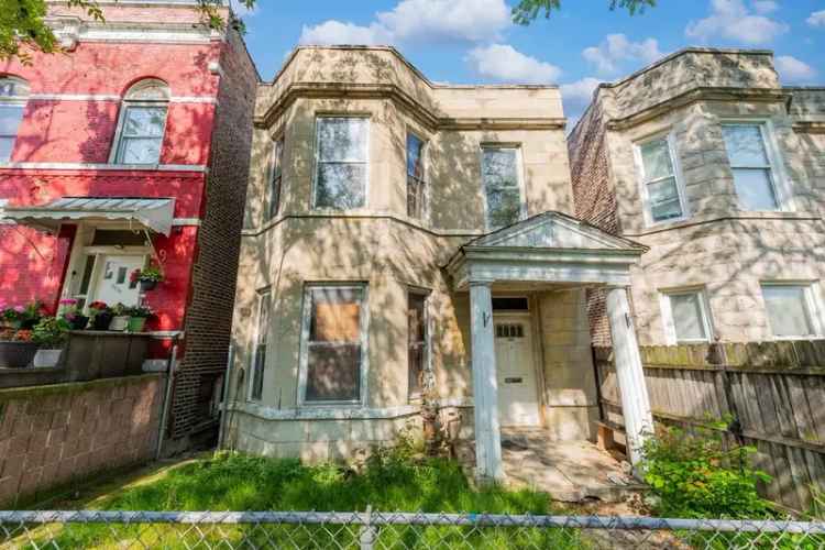 Multi-family house For Sale in 2244, South Drake Avenue, Chicago, Illinois