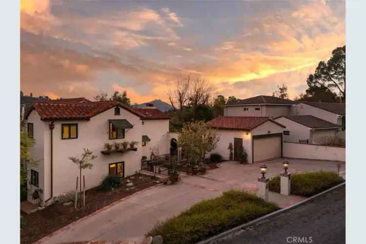 Single-family house For Sale in 3852, Keswick Road, La Cañada Flintridge, California