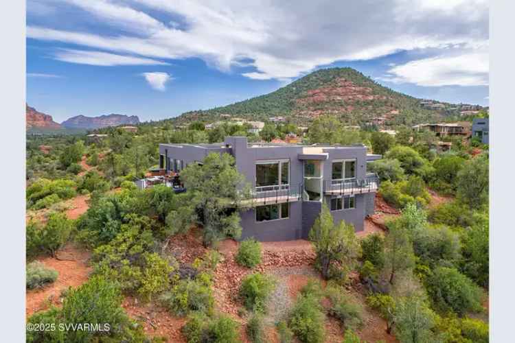 Single-family house For Sale in 30, St Moritz Road, Sedona, Arizona