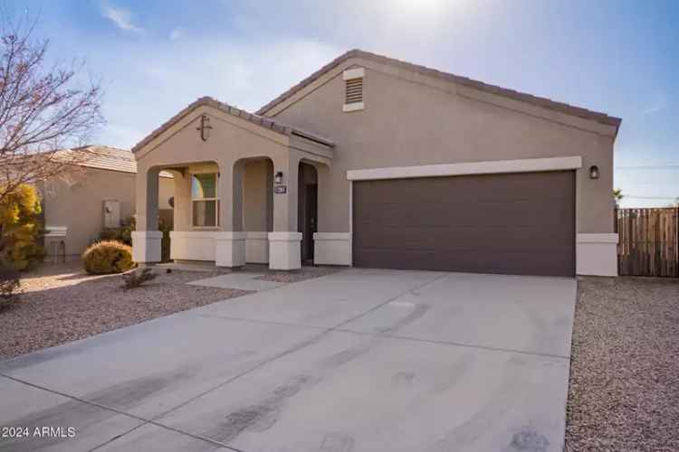 Single-family house For Sale in Casa Grande, Arizona