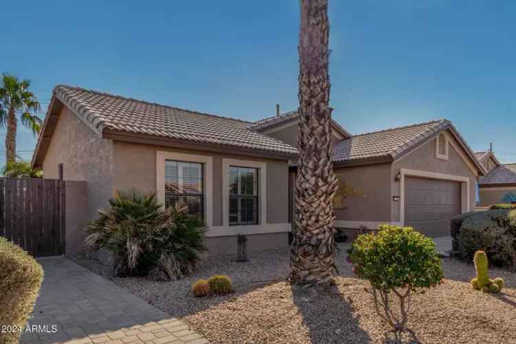 Single-family house For Sale in 15201, West Verde Lane, Goodyear, Arizona