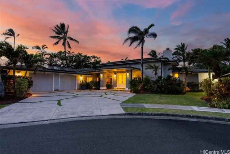 Single-family house For Sale in 145, Kaimoani Way, Kailua, Hawaii