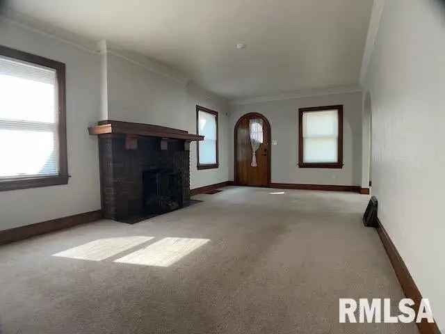 Single-family house For Sale in 504, West Melbourne Avenue, Peoria, Illinois