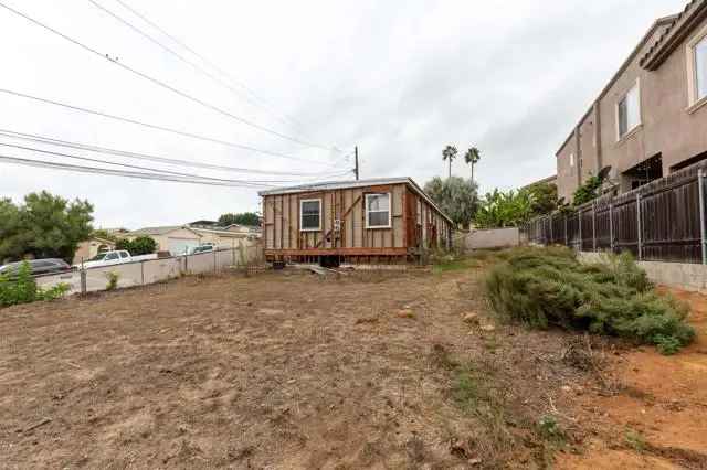 Multi-family house For Sale in 2126, San Clemente Street, San Diego, California