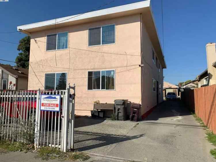 Multi-family house For Sale in 9624, E Street, Oakland, California