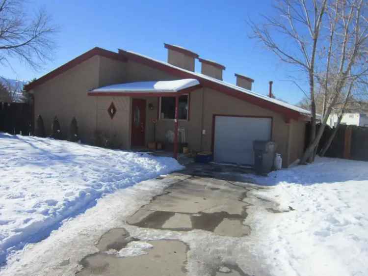 Home for Rent Open Floorplan Hardwood Floors Large Yard