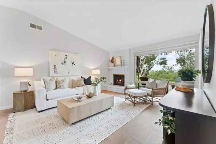 Single-family house For Sale in 27982, Via Machado, Mission Viejo, California