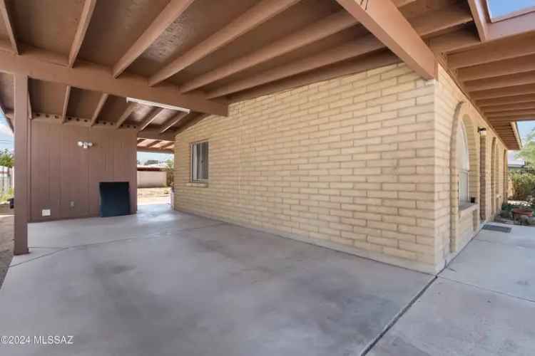 Single-family house For Sale in 741, West Louisiana Street, Tucson, Arizona