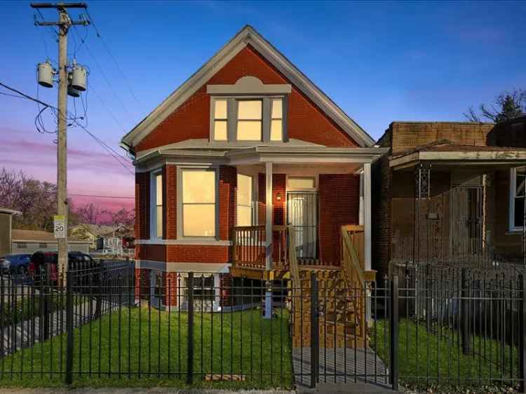 Single-family house For Sale in 6501, South Hamilton Avenue, Chicago, Illinois