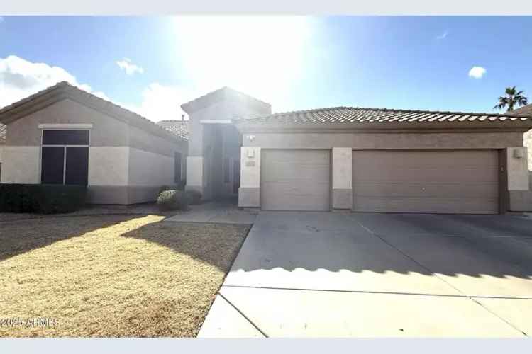 Single-family house For Sale in 2303, East San Tan Street, Chandler, Arizona