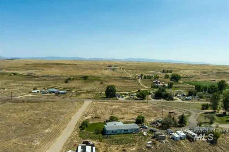 Single-family house For Sale in 5839, El Paso Road, Caldwell, Idaho