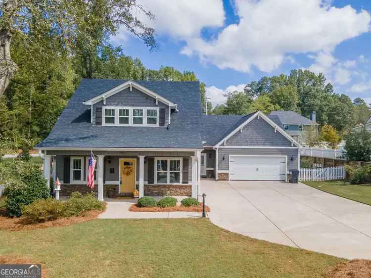 Single-family house For Sale in 20, East Field Street, East Newnan, Georgia