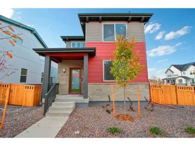 Single-family house For Sale in Aurora, Colorado