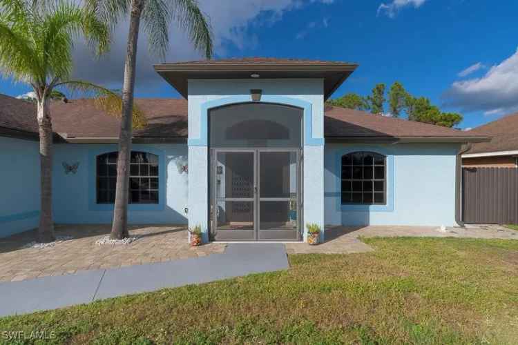 Single-family house For Sale in 2808, 9th Street Southwest, Lehigh Acres, Florida