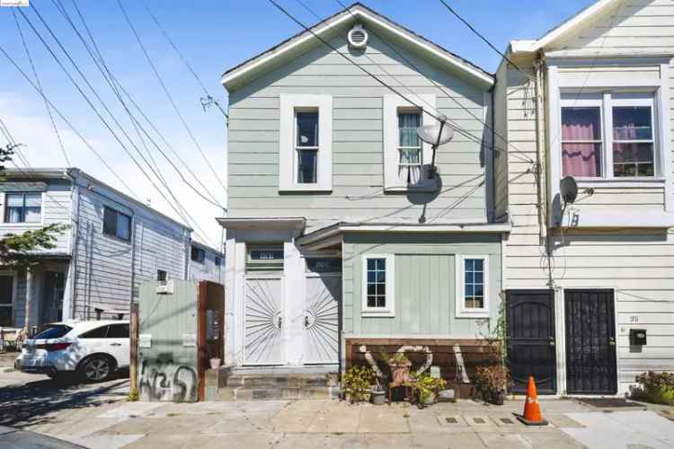 Multi-family house For Sale in Oakland, California