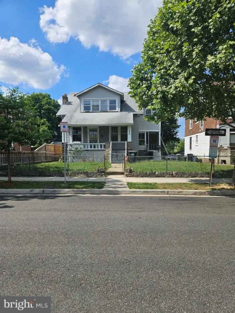 Single-family house For Sale in 1908, Irving Street Northeast, Washington, District of Columbia