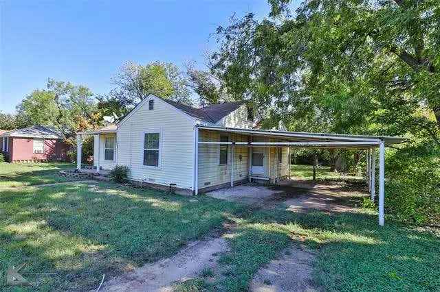 Single-family house For Sale in 2909, Poplar Street, Abilene, Texas