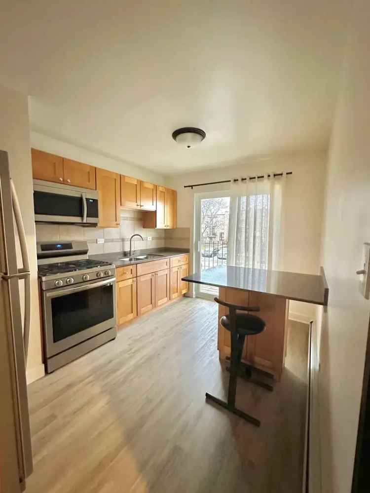 Remodeled 2nd Floor Apartment with Balcony and Laundry