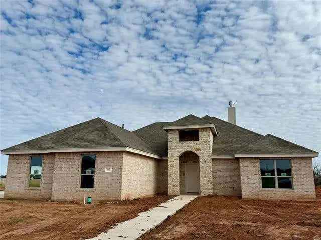 Single-family house For Sale in 113, Colorado Street, Glidden, Texas