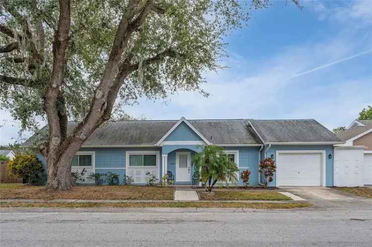 Single-family house For Sale in 8465, Oak Bluff Drive, Orlando, Florida