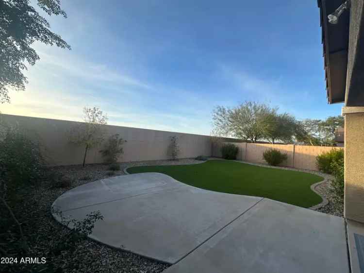 Single-family house For Sale in 2106, South Labelle, Mesa, Arizona